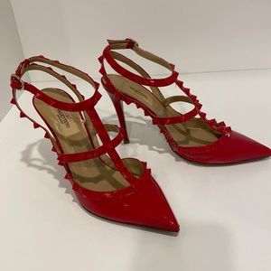 Authentic Valentino pumps , red patent leather